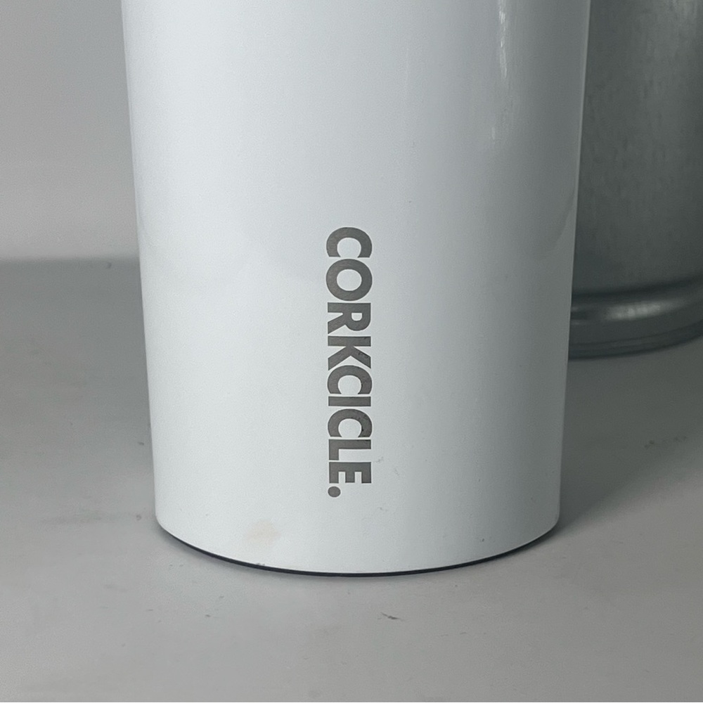 Corkcicle Canteen‎ Stainless Steel Bottle White 25oz - Picture 2 of 7
